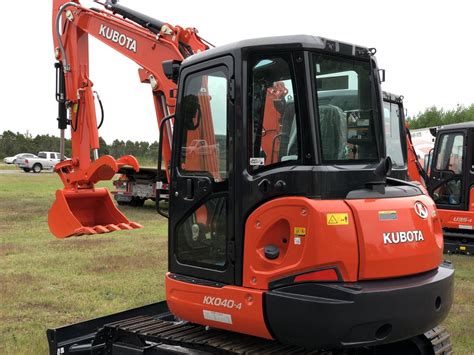 kubota mini excavator with cab